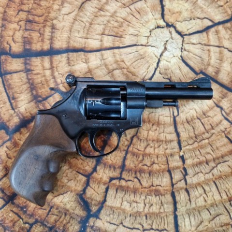 Револьвер Флобера Weihrauch Arminius HW 4
