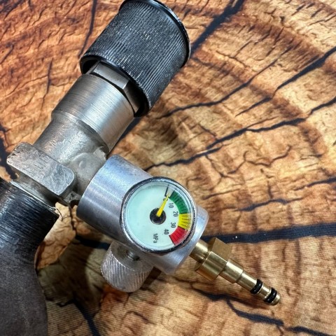 Пневматична гвинтівка (PCP) ZBROIA Хортица 450/220 (коричневий) з ОП  Б/У