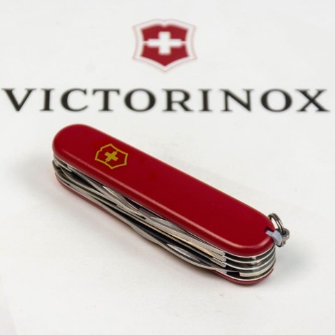 Ніж Victorinox Huntsman Mat 91мм,15функ,черв.мат,жовт.лого