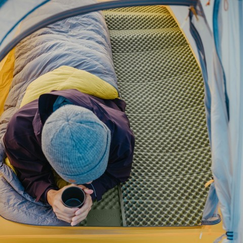 Килимок туристичний складаний двомісний IXPE Naturehike CNK2450WS044 з алюмінієвою плівкою, 200x120x1.8 см, оливковий