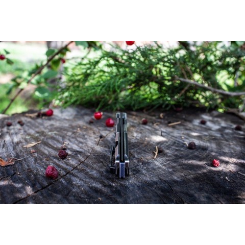 Ніж складаний туристичний Ruike P108-SB, (8.8 см) 14C28N / 3cr14n чорний