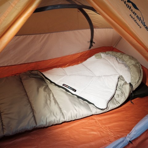 Спальник з капюшоном із звичайним мішком для зберігання Naturehike M400 CNK2350WS023, (1°C), правий, сірий