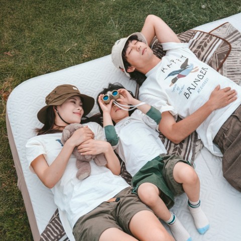 Самонадувний матрац, трьохмісний, із вбудованою помпою Naturehike CNK2450WS040, 250 мм, сірий