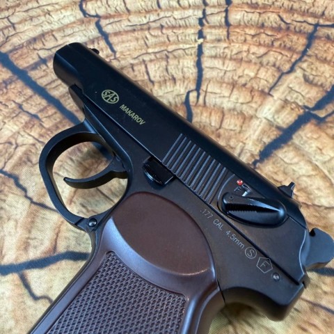 Пневматический пистолет SAS Makarov Blowback бу (КС80)