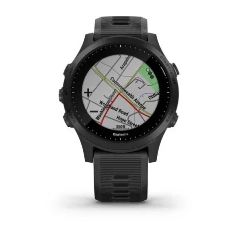 Смарт-годинник Garmin Forerunner 945 з чорним ремінцем