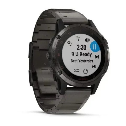 Смарт-часы Garmin fenix 5 Plus Sapphire серые титановые DLC с титановым ремешком