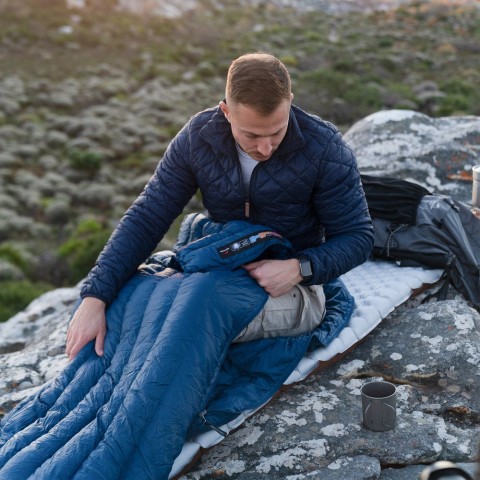 Спальний мішок з натуральним пухом Naturehike CWM295 CNK2300SD013, блакитний