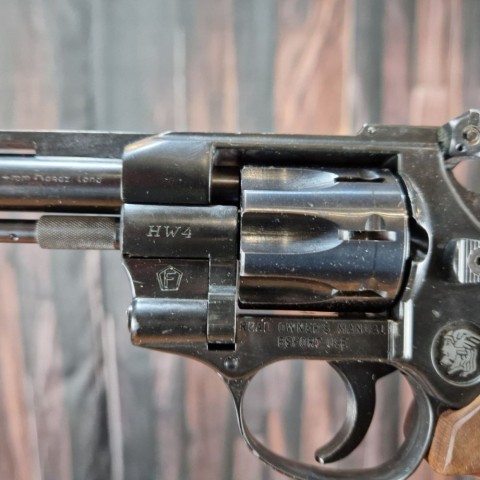 Револьвер Флобера Weihrauch Arminius HW 4