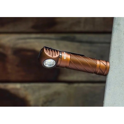 Ліхтар Olight Perun 2. Desert tan