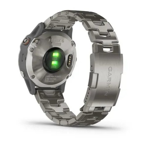 Смарт-годинник Garmin fenix 6 Sapphire титановий з титановим ремінцем