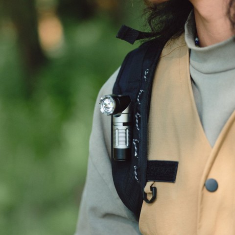 Ліхтар з кліпсою Naturehike CNK2450ZM013, чорно-сірий