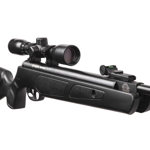 Пневматична гвинтівка CROSMAN Remington Expres Hunter (приціл 4x32), 4.5 мм