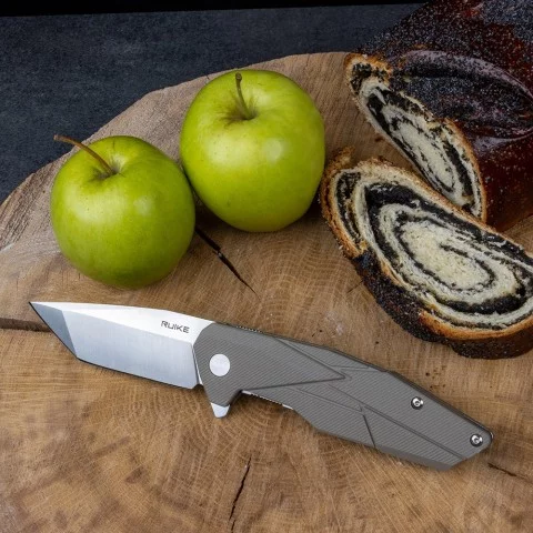 Ніж складаний туристичний Ruike P138-W, (9 см) 14C28N / G10 бежевий