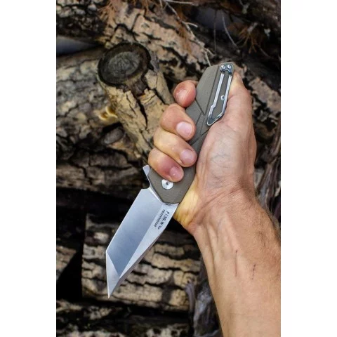 Ніж складаний туристичний Ruike P138-W, (9 см) 14C28N / G10 бежевий
