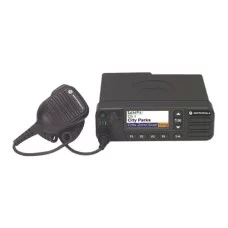 Автомобільна радіостанція Motorola DM4600e VHF HP (45 Вт)